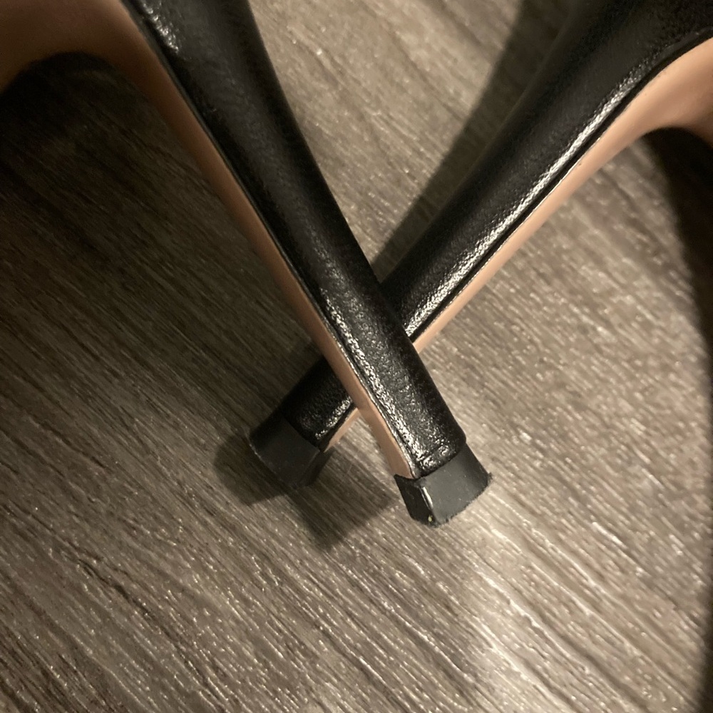 Gianvito Rossi Heels Size 7 - Picture 2 of 6